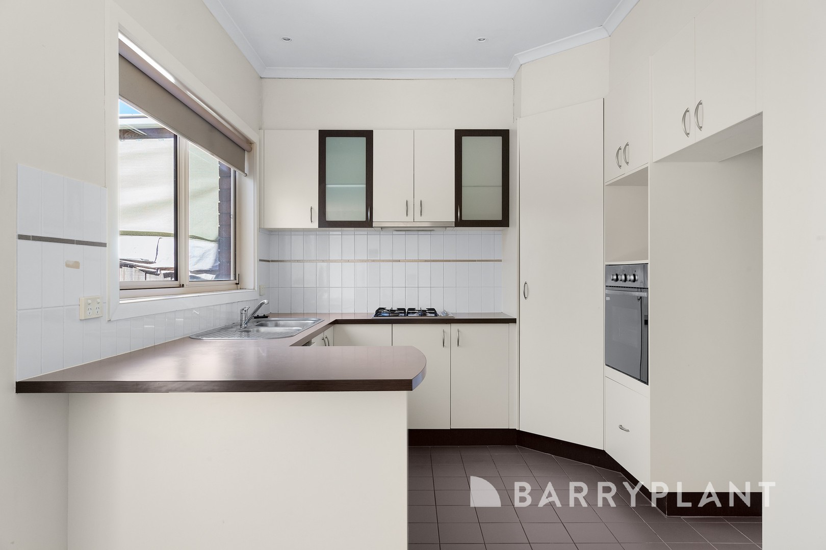 30 Amberlea Circuit, Taylors Hill, VIC 3037, Taylors Hill - Thumbnail 4