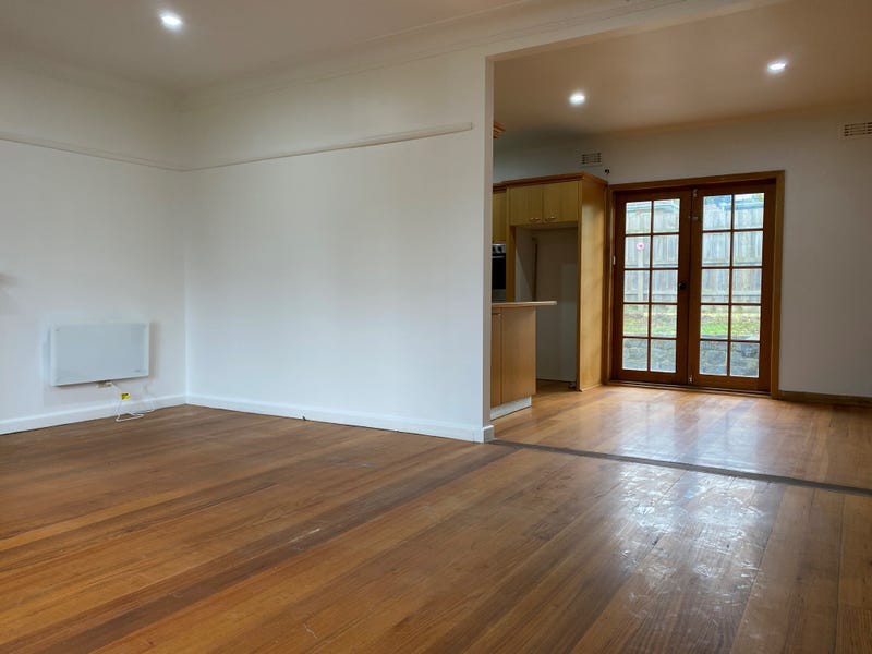 30 Andrew Street, Ringwood, VIC 3134, Ringwood - Thumbnail 3