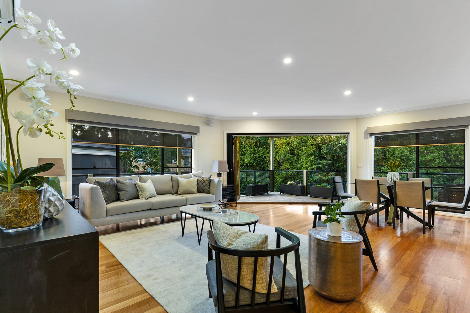 30 Angus Drive, Glen Waverley, VIC 3150, Glen Waverley - Thumbnail 3