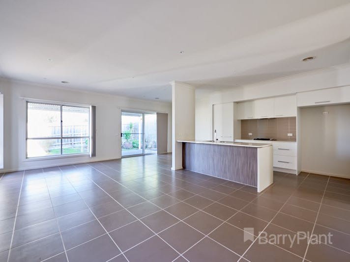 30 Barrier Reef Circuit, Endeavour Hills, VIC 3802, Endeavour Hills - Thumbnail 3