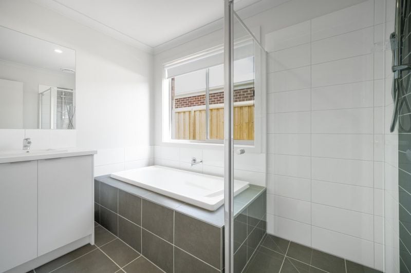 30 Beaumont Av, Charlemont, VIC 3217, Charlemont - Thumbnail 4