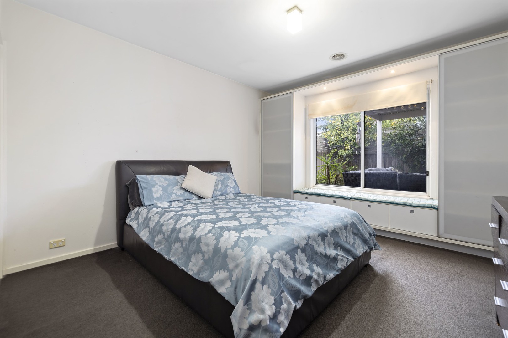 30 Breakwater Crescent, Point Cook, VIC 3030, Point Cook - Thumbnail 8