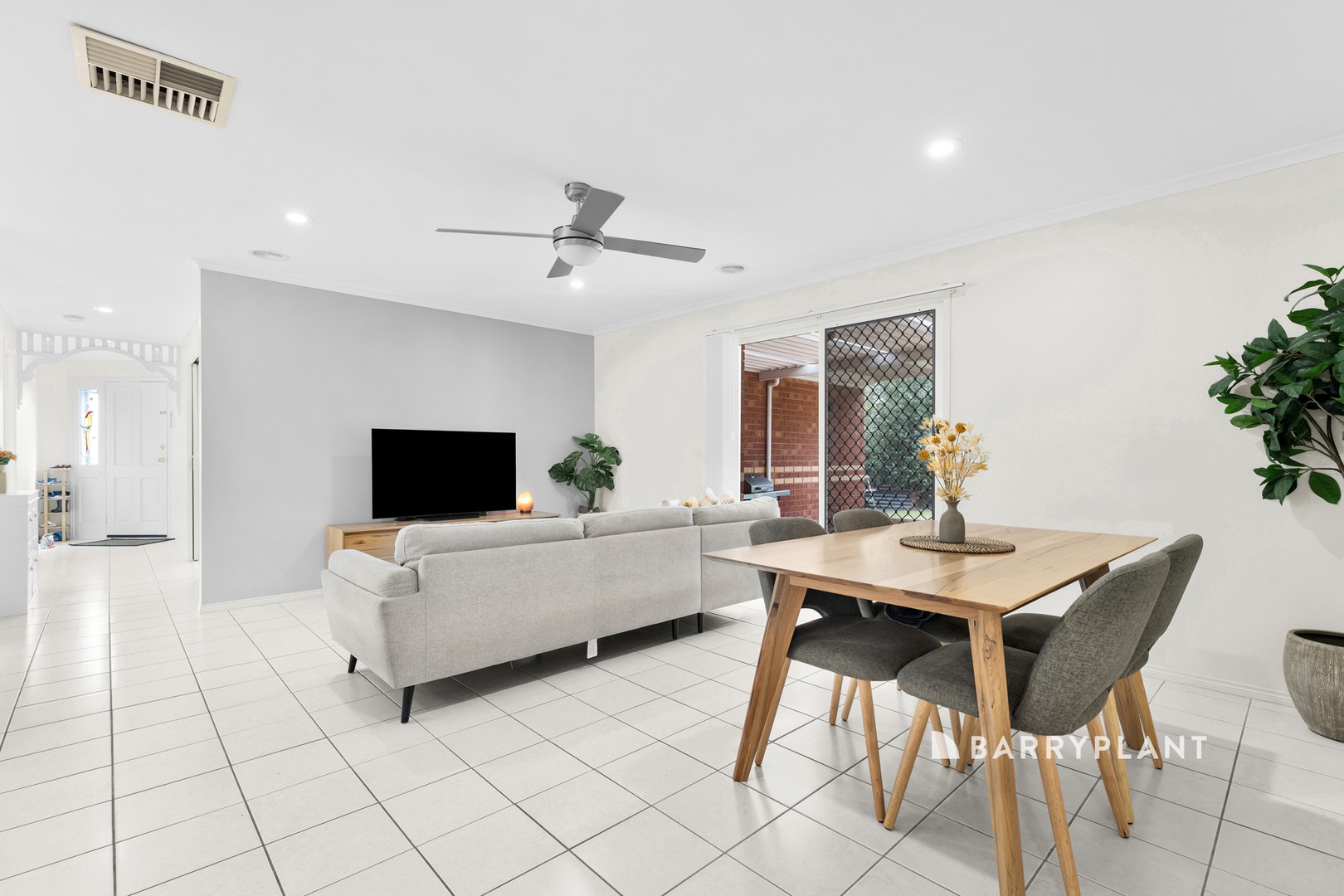 30 Broome Crescent, Cranbourne North, VIC 3977, Cranbourne North - Thumbnail 6
