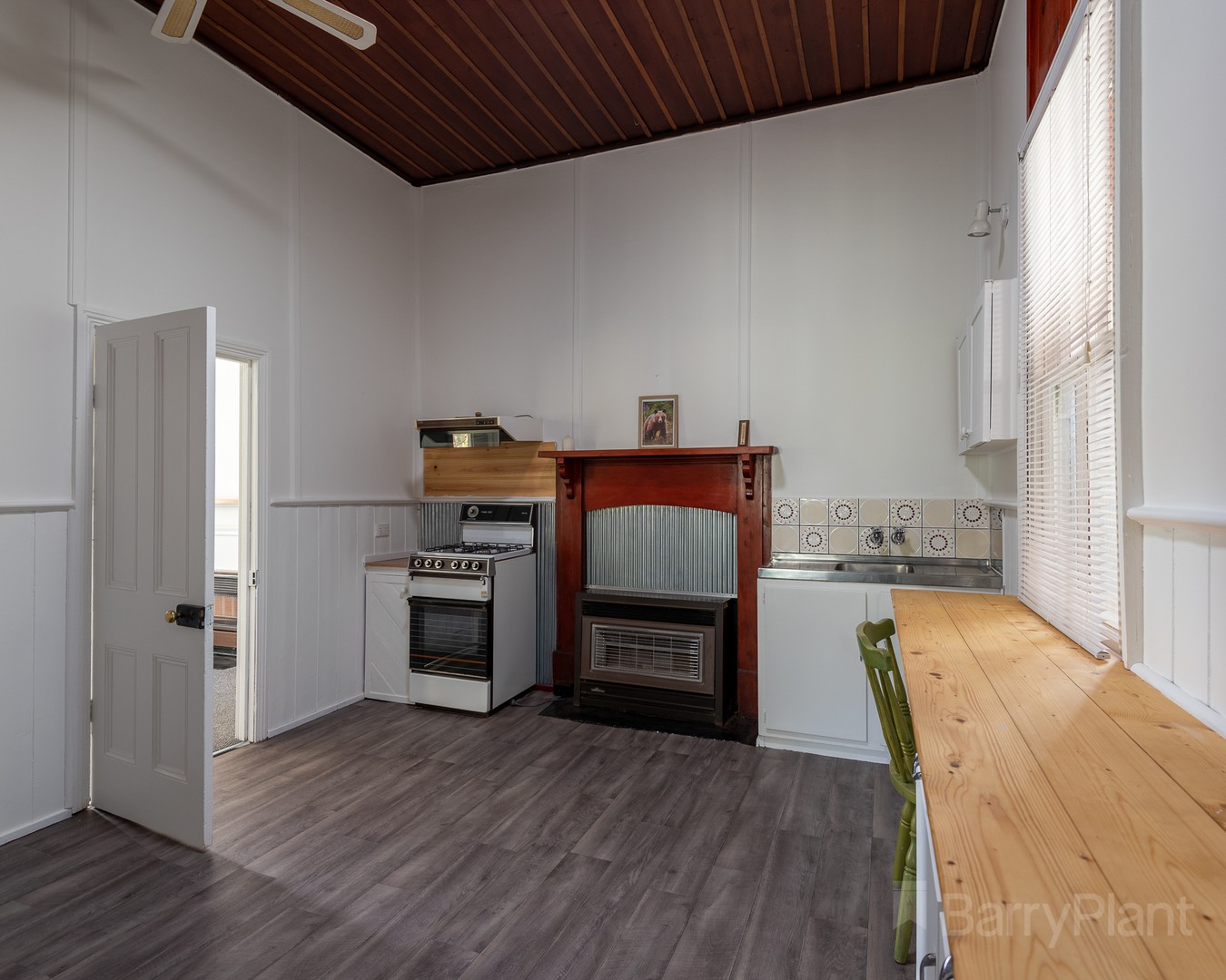 30 Burns Street, Golden Square, VIC 3555 - Thumbnail 2 - 02/02/2022