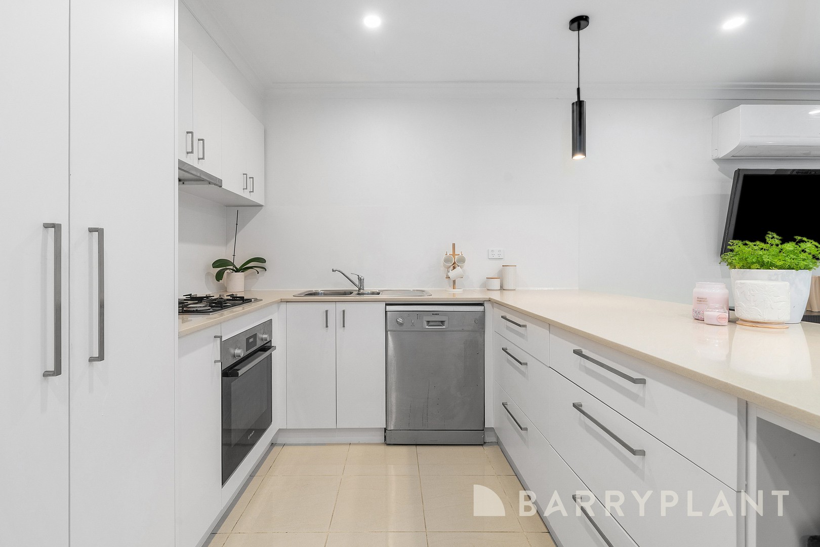30 Cameron Parade, Bundoora, VIC 3083, Bundoora - Thumbnail 5