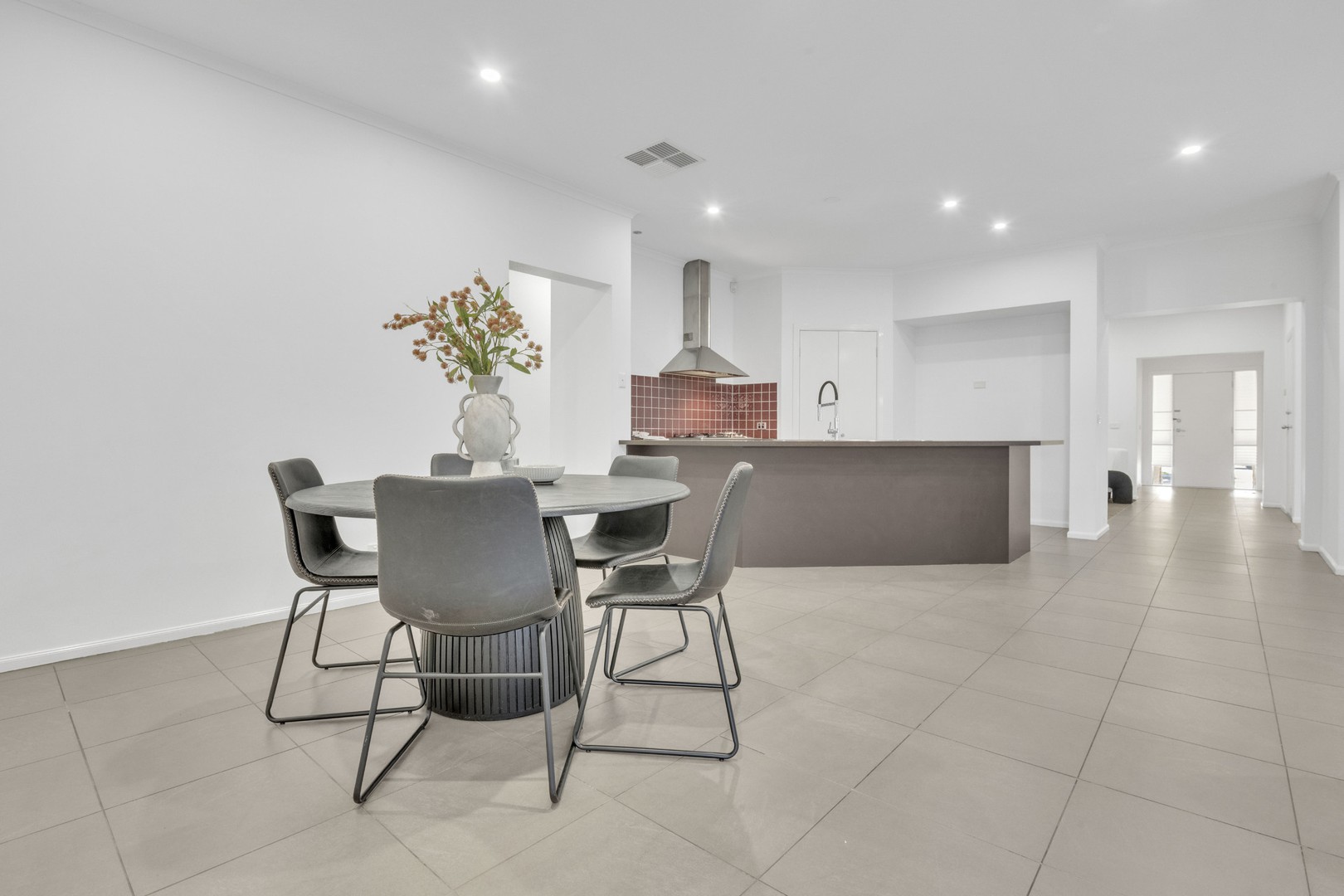30 Canisby Way, Craigieburn, VIC 3064, Craigieburn - Thumbnail 3
