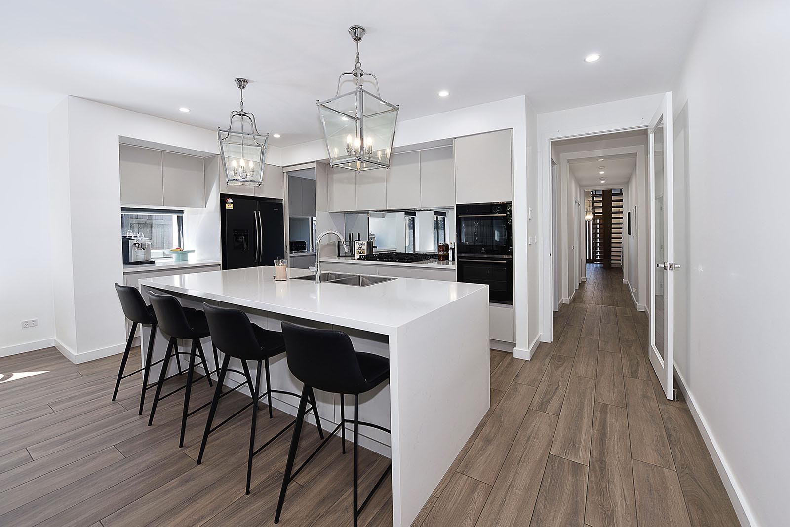 30 Carrington Rd, Niddrie, VIC 3042 - Thumbnail 2 - 20/06/2025