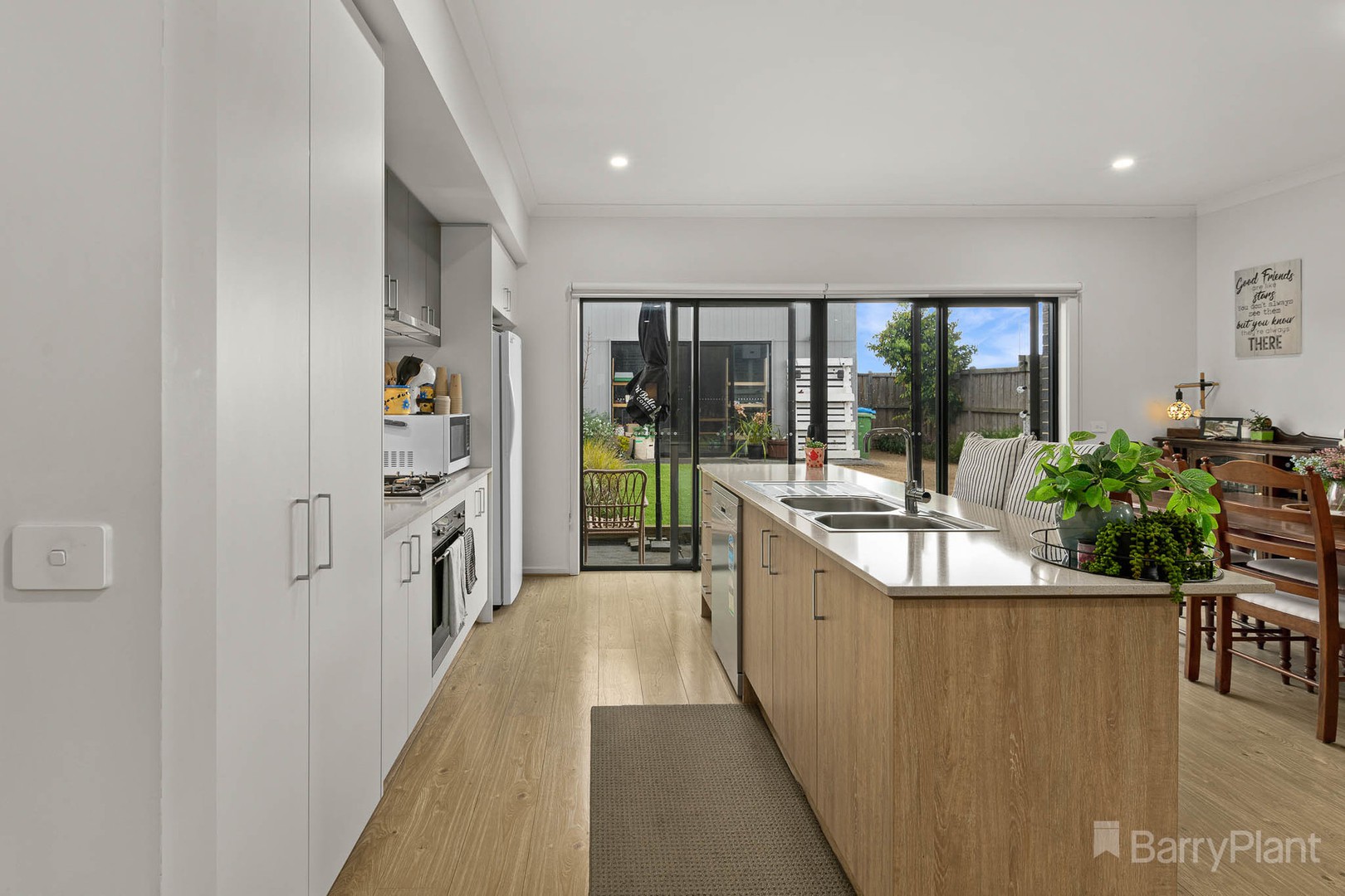 30 Cherry Tree Lane, Clyde, VIC 3978, Clyde - Thumbnail 4
