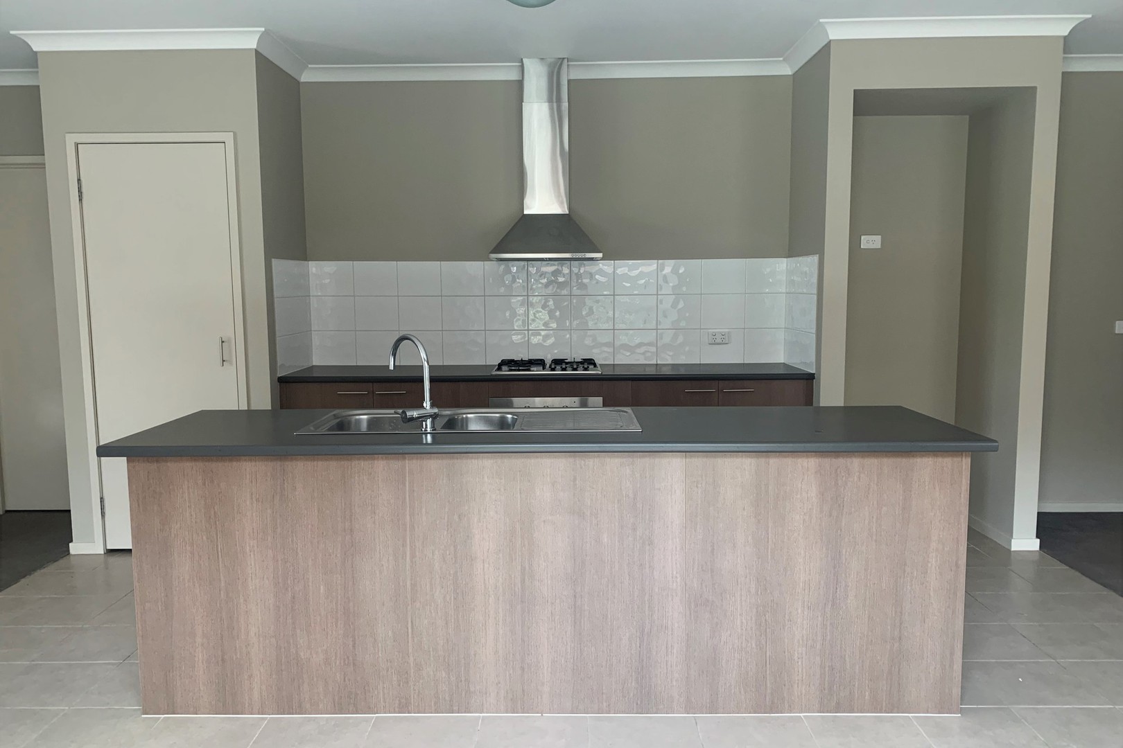 30 Cockatiel Circuit, Craigieburn, VIC 3064, Craigieburn - Thumbnail 6