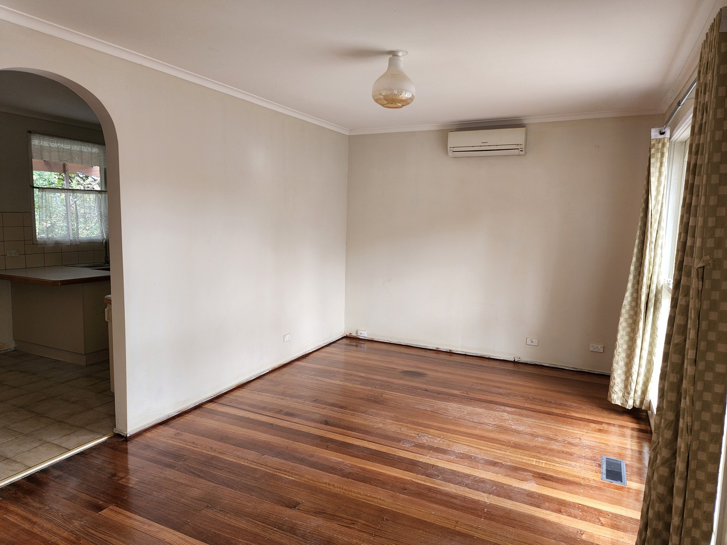 30 Coolavin Road, Noble Park North, VIC 3174, Noble Park North - Thumbnail 2