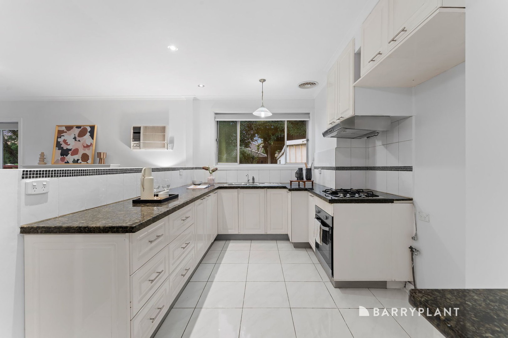 30 Coolibah Crescent, Bayswater, VIC 3153, Bayswater - Thumbnail 3