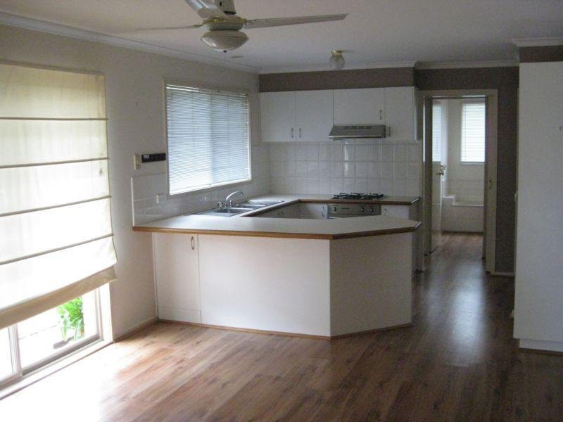 30 Coowarra Way, Berwick, VIC 3806, Berwick - Thumbnail 6