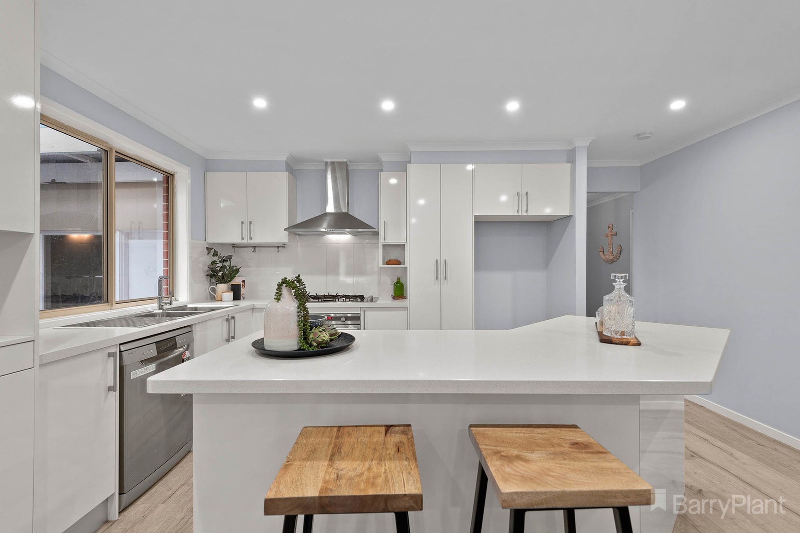 30 Deanswood Way, Narre Warren, VIC 3805, Narre Warren - Thumbnail 4