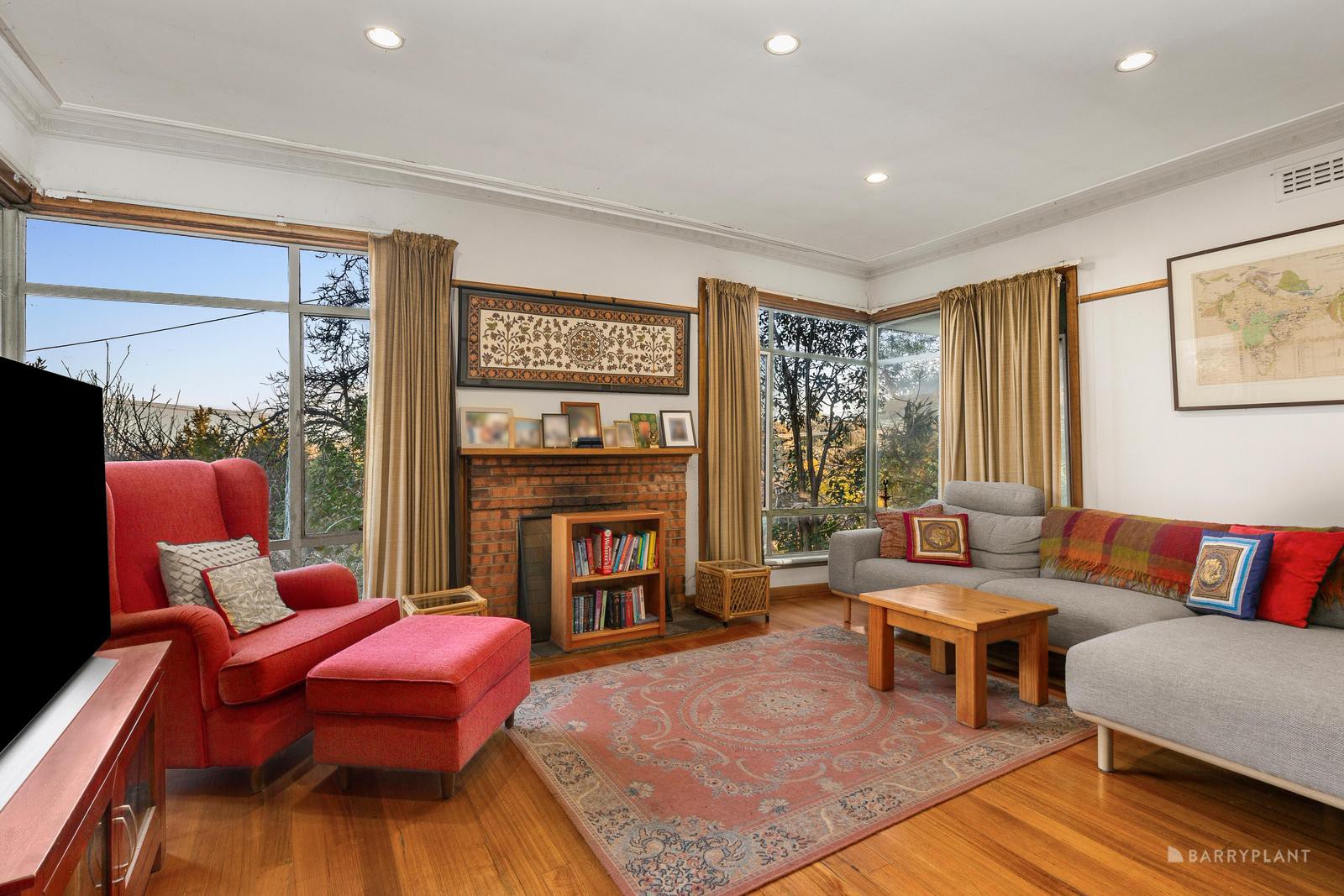 30 Douglas Street, Rosanna, VIC 3084 - Thumbnail 2 - 04/07/2025