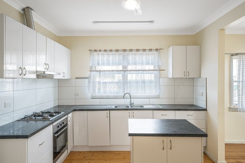 30 Dudley St, Belmont, VIC 3216 - Thumbnail 2 - 08/10/2024
