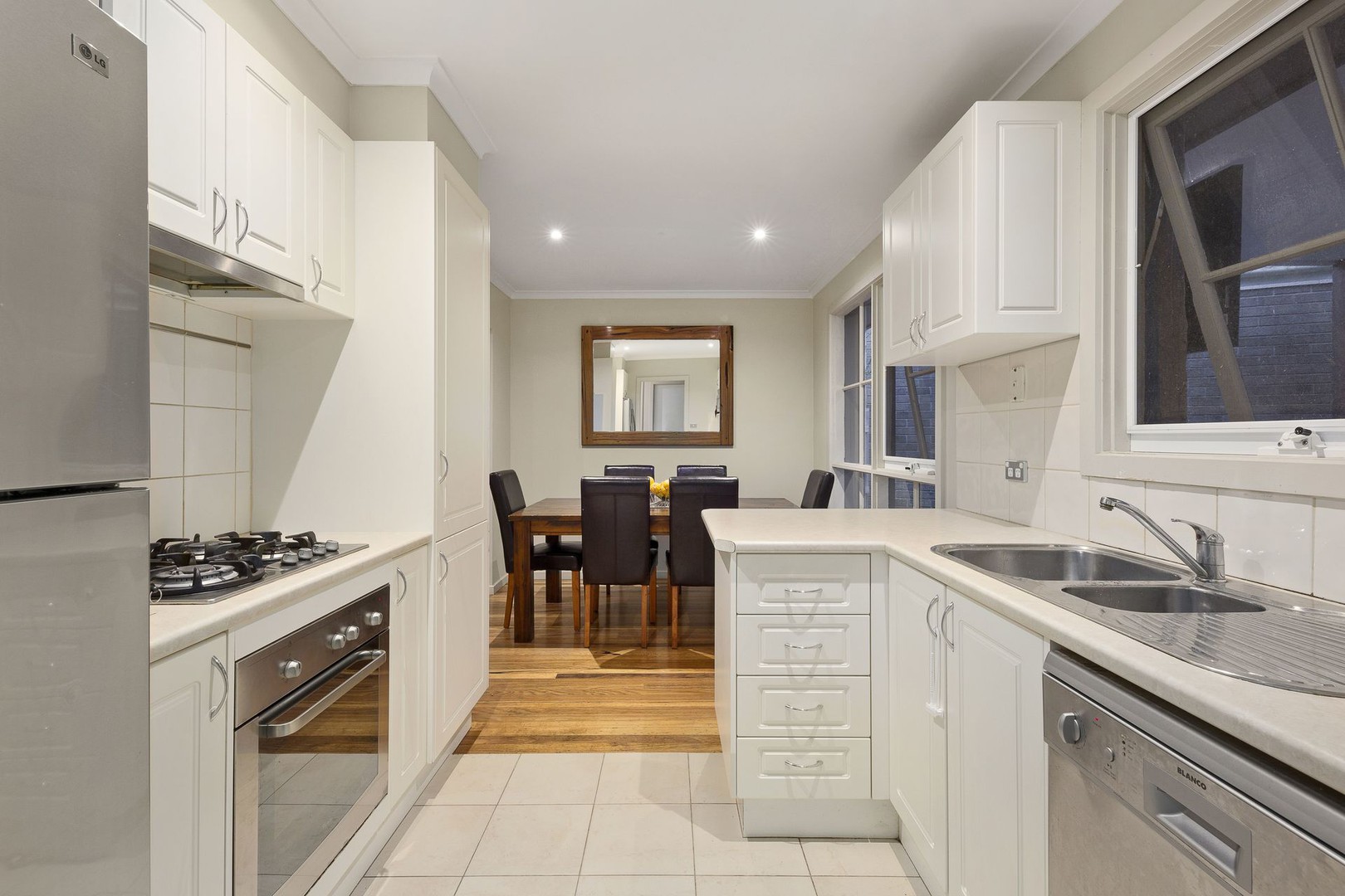 30 Dunlop Avenue, Bayswater North, VIC 3153, Bayswater North - Thumbnail 2