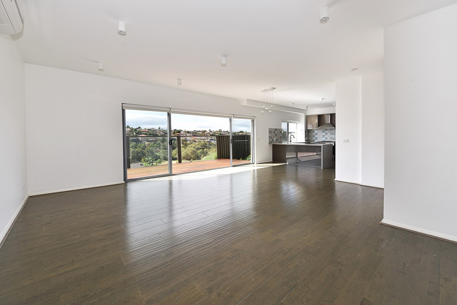 30 Duranta Drive, Gowanbrae, VIC 3043, Gowanbrae - Thumbnail 2