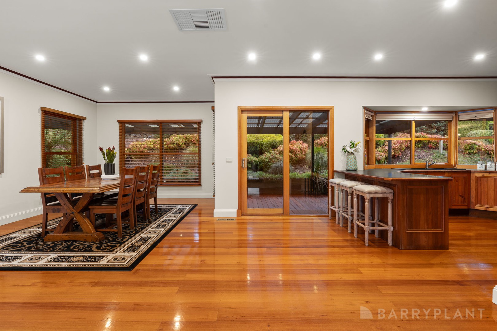 30 Edmunds Road, Cockatoo, VIC 3781, Cockatoo - Thumbnail 7