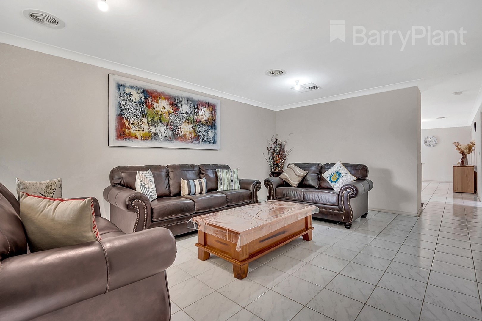 30 Emerald Circuit, Craigieburn, VIC 3064, Craigieburn - Thumbnail 3