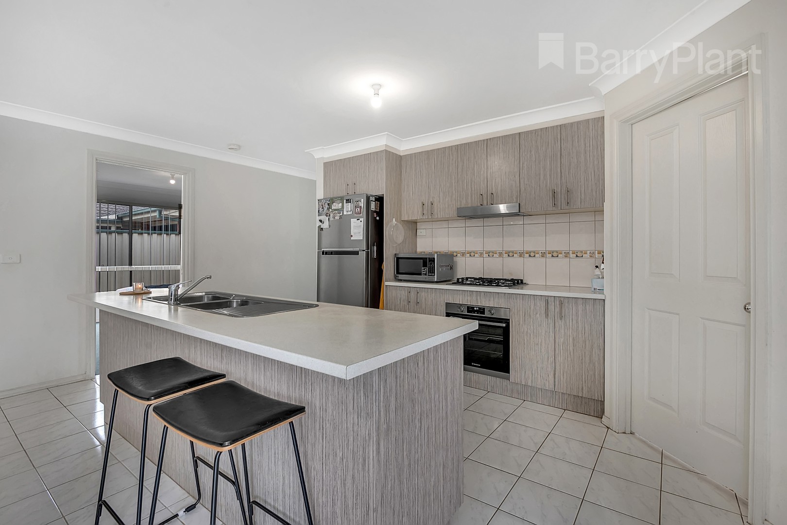 30 Emerald Circuit, Craigieburn, VIC 3064, Craigieburn - Thumbnail 5