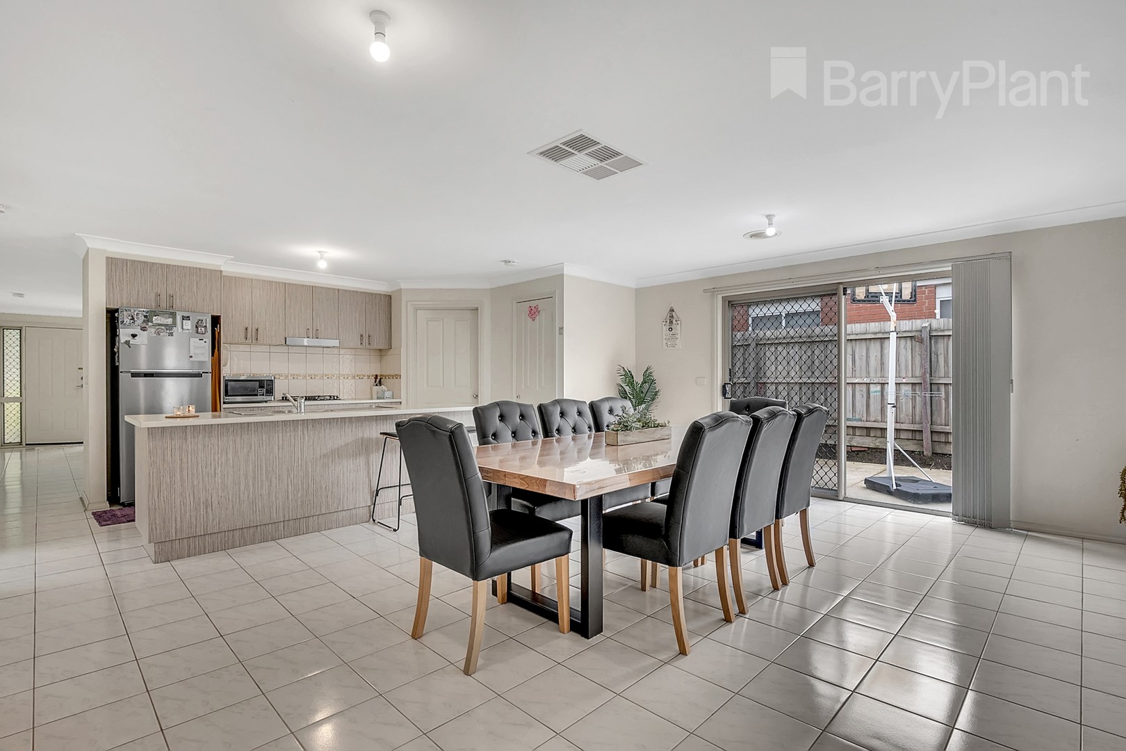 30 Emerald Circuit, Craigieburn, VIC 3064, Craigieburn - Thumbnail 7