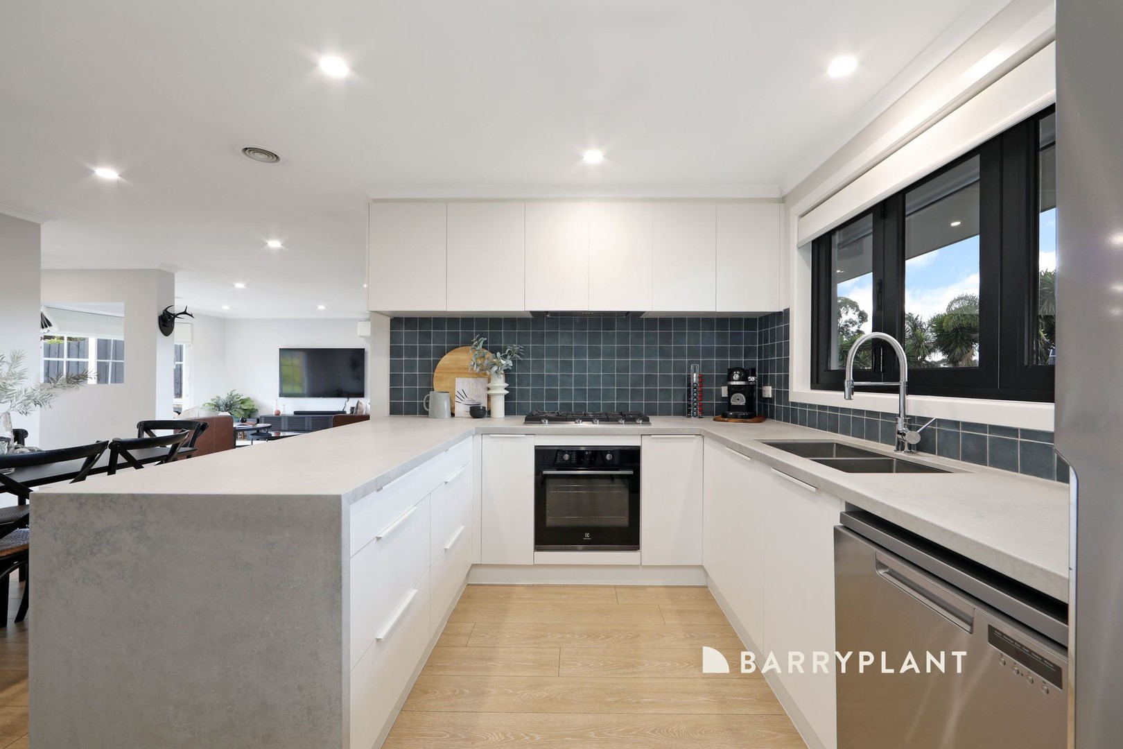 30 Erskine Drive, Rowville, VIC 3178, Rowville - Thumbnail 6