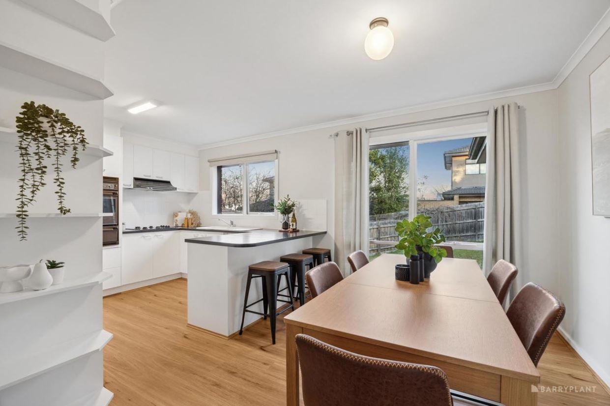 30 Forster Street, Mitcham, VIC 3132, Mitcham - Thumbnail 3
