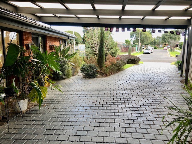 30 Glendale Avenue, Epping, VIC 3076, Epping - Thumbnail 2