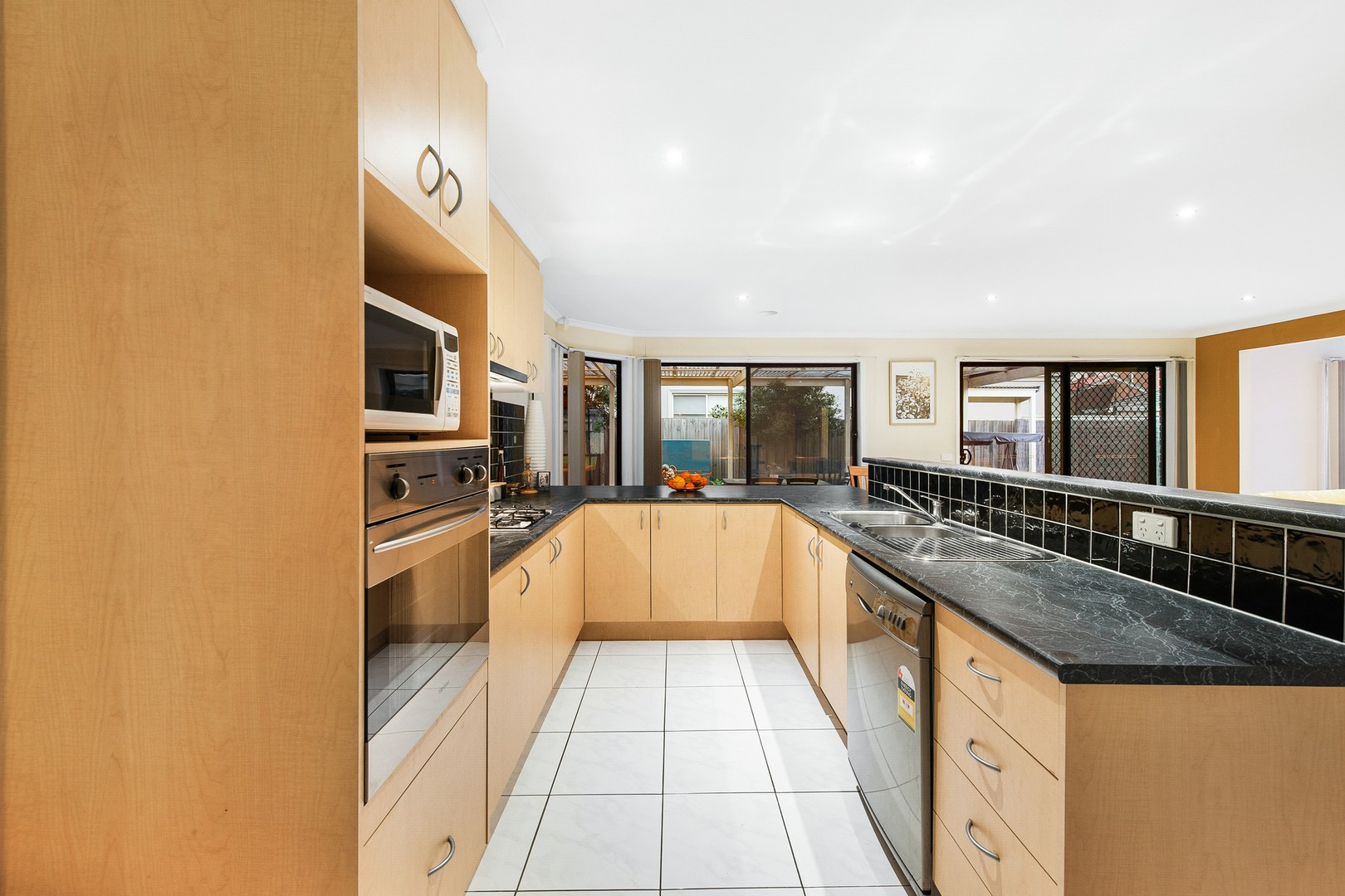 30 Glenelg Boulevard, Taylors Hill, VIC 3037, Taylors Hill - Thumbnail 5
