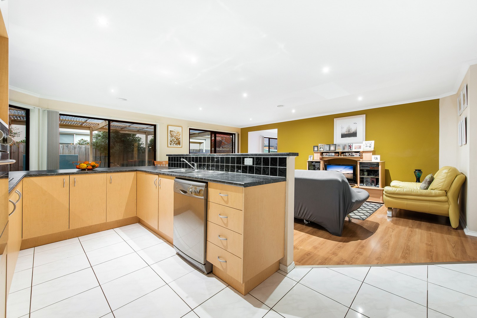 30 Glenelg Boulevard, Taylors Hill, VIC 3037, Taylors Hill - Thumbnail 6