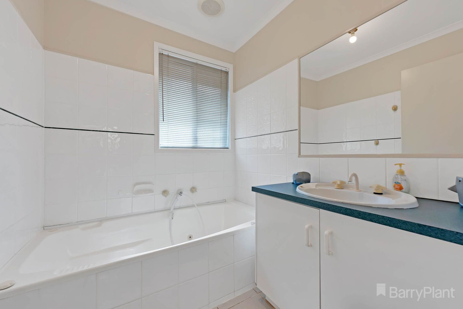 30 Godwin Crescent, Cranbourne North, VIC 3977, Cranbourne North - Thumbnail 8