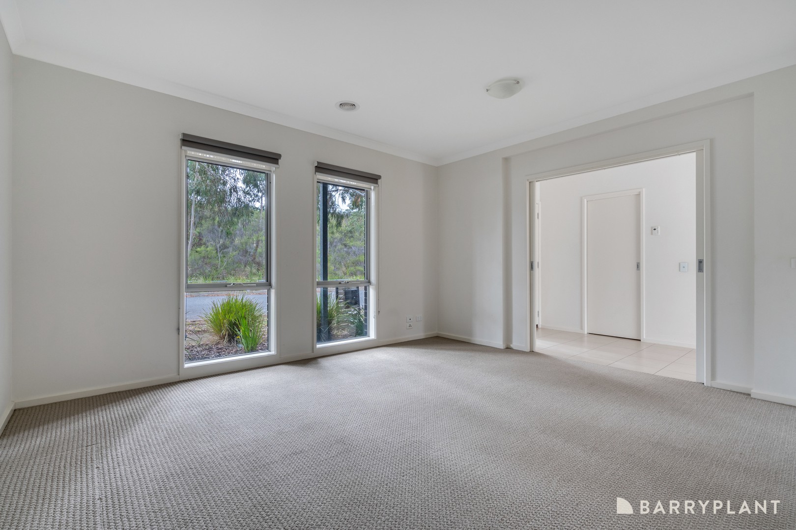 30 Greenhaven Gardens, South Morang, VIC 3752 - Thumbnail 1 - 19/01/2026