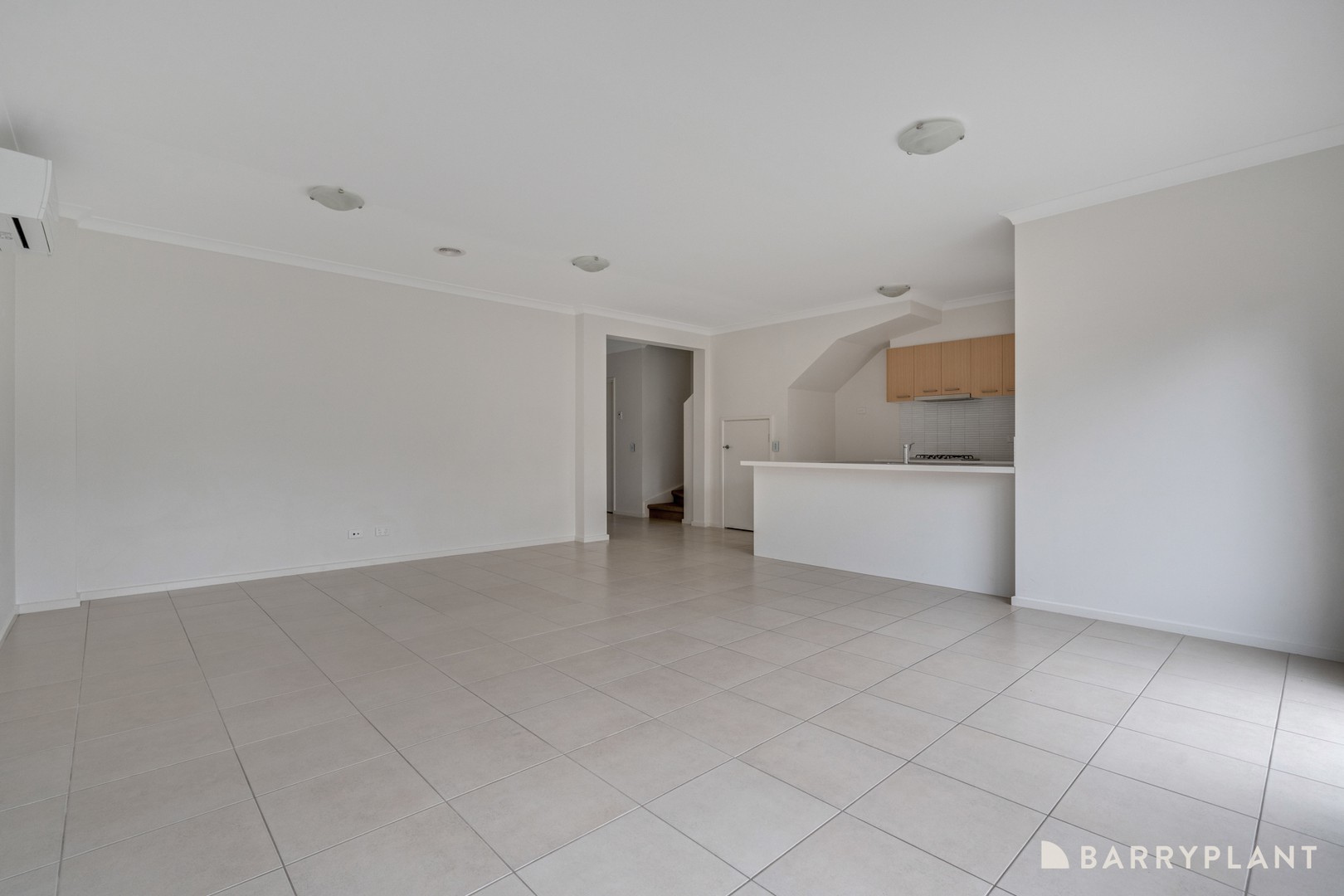 30 Greenhaven Gardens, South Morang, VIC 3752, South Morang - Thumbnail 7