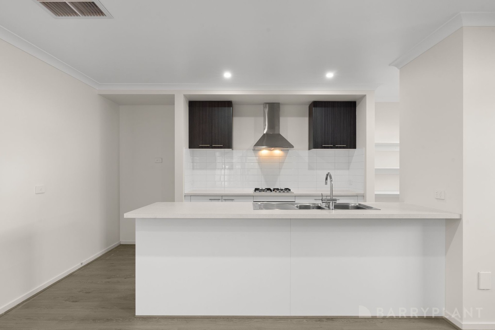 30 Guernsey Street, Clyde North, VIC 3978 - Thumbnail 2 - 19/08/2025