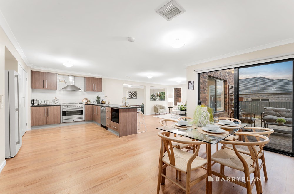 30 Hawkstowe Parade, South Morang, VIC 3752, South Morang - Thumbnail 3