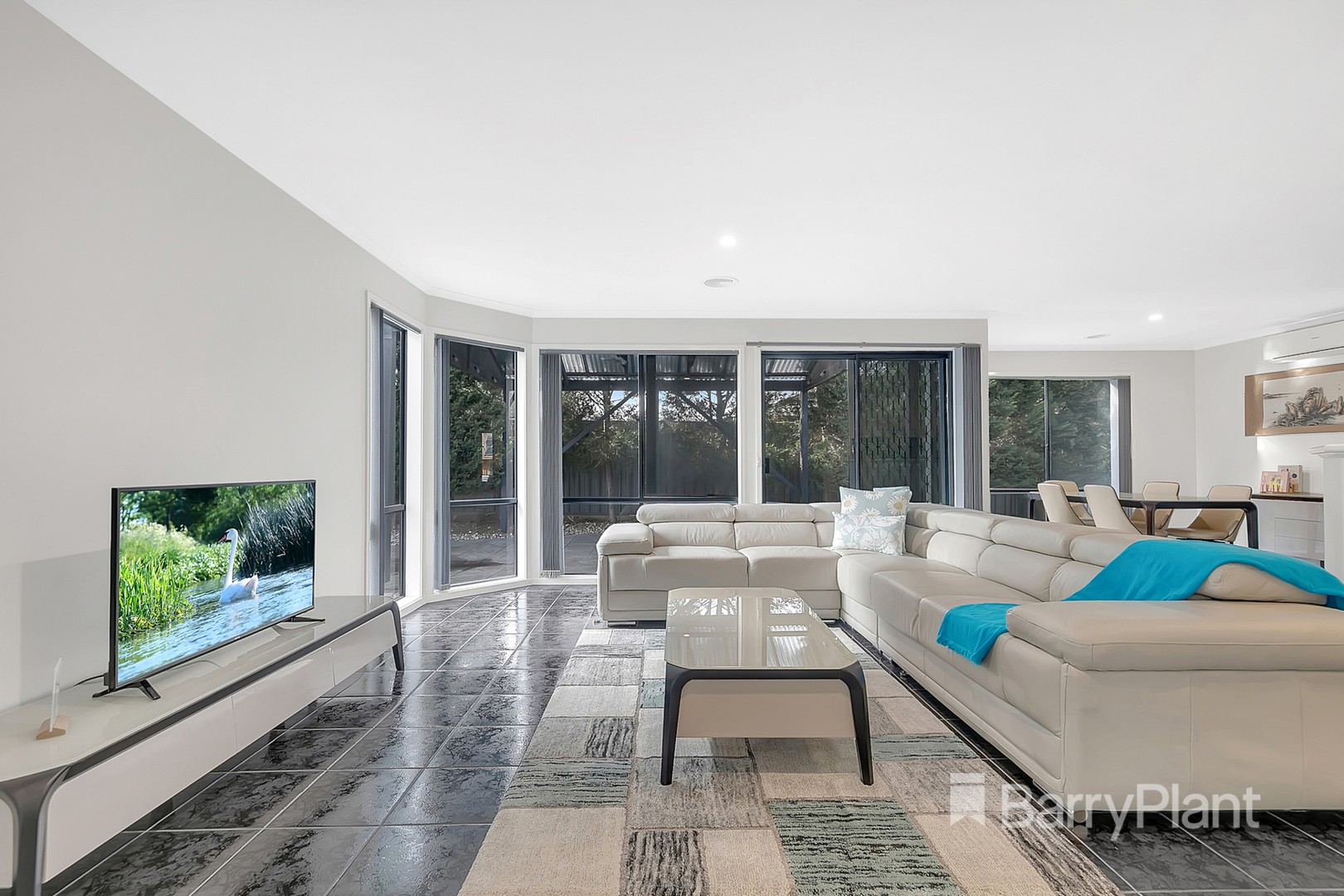 30 Heritage Drive, Mill Park, VIC 3082, Mill Park - Thumbnail 3