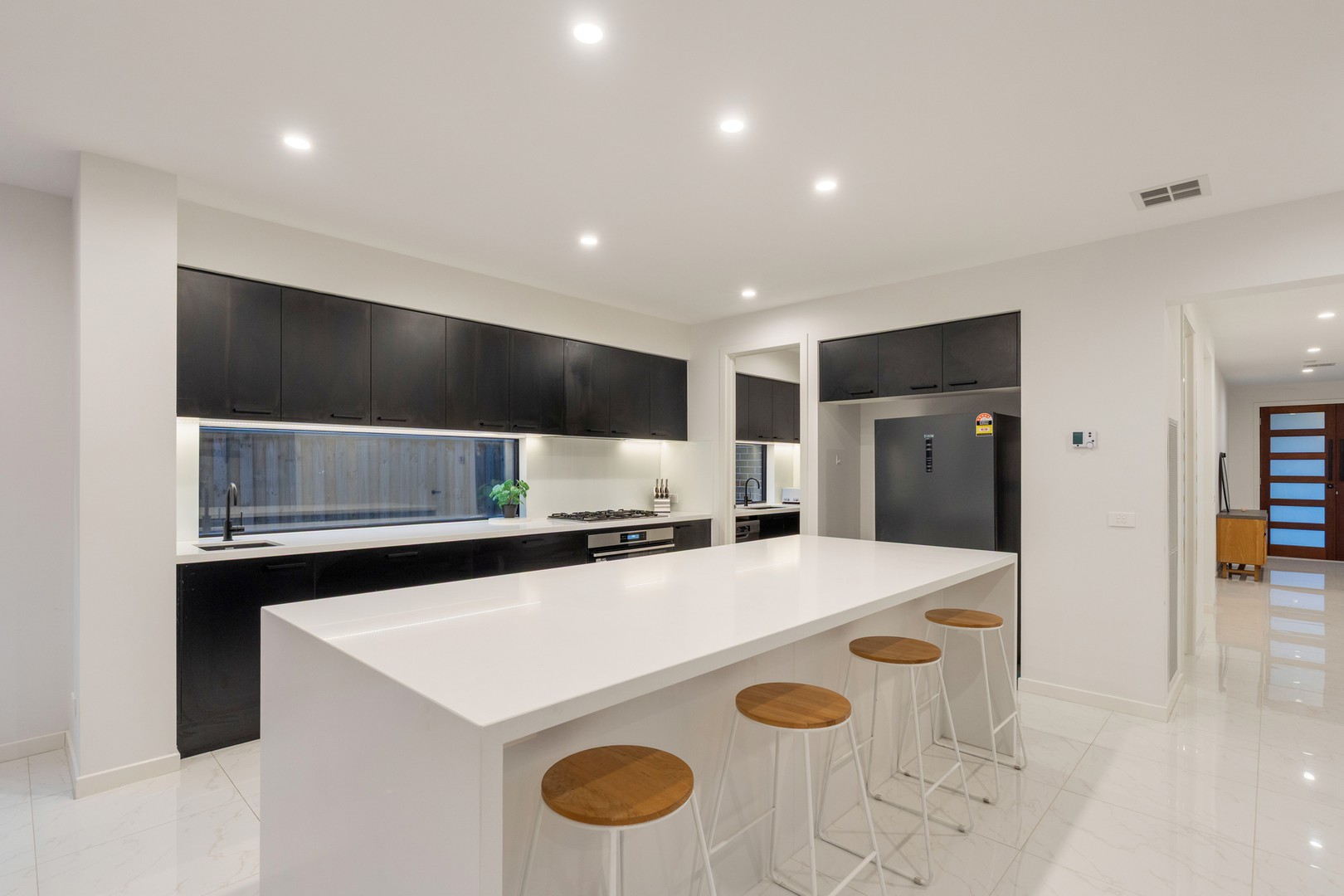 30 Hermes Street, Wollert, VIC 3750 - Thumbnail 2 - 13/04/2026