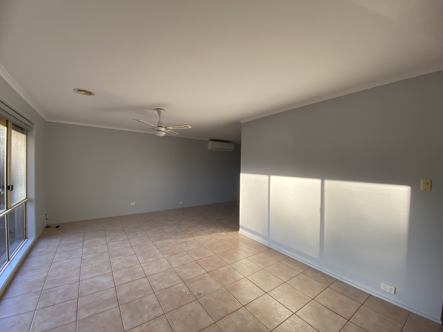 30 Hopkins Way, Wallan, VIC 3756 - Thumbnail 2 - 27/03/2025