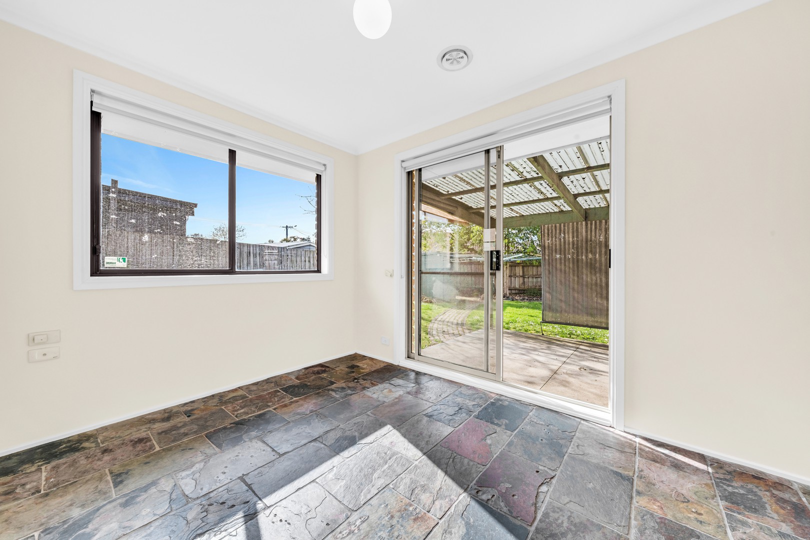 30 Hotham Street, Cranbourne, VIC 3977, Cranbourne - Thumbnail 4