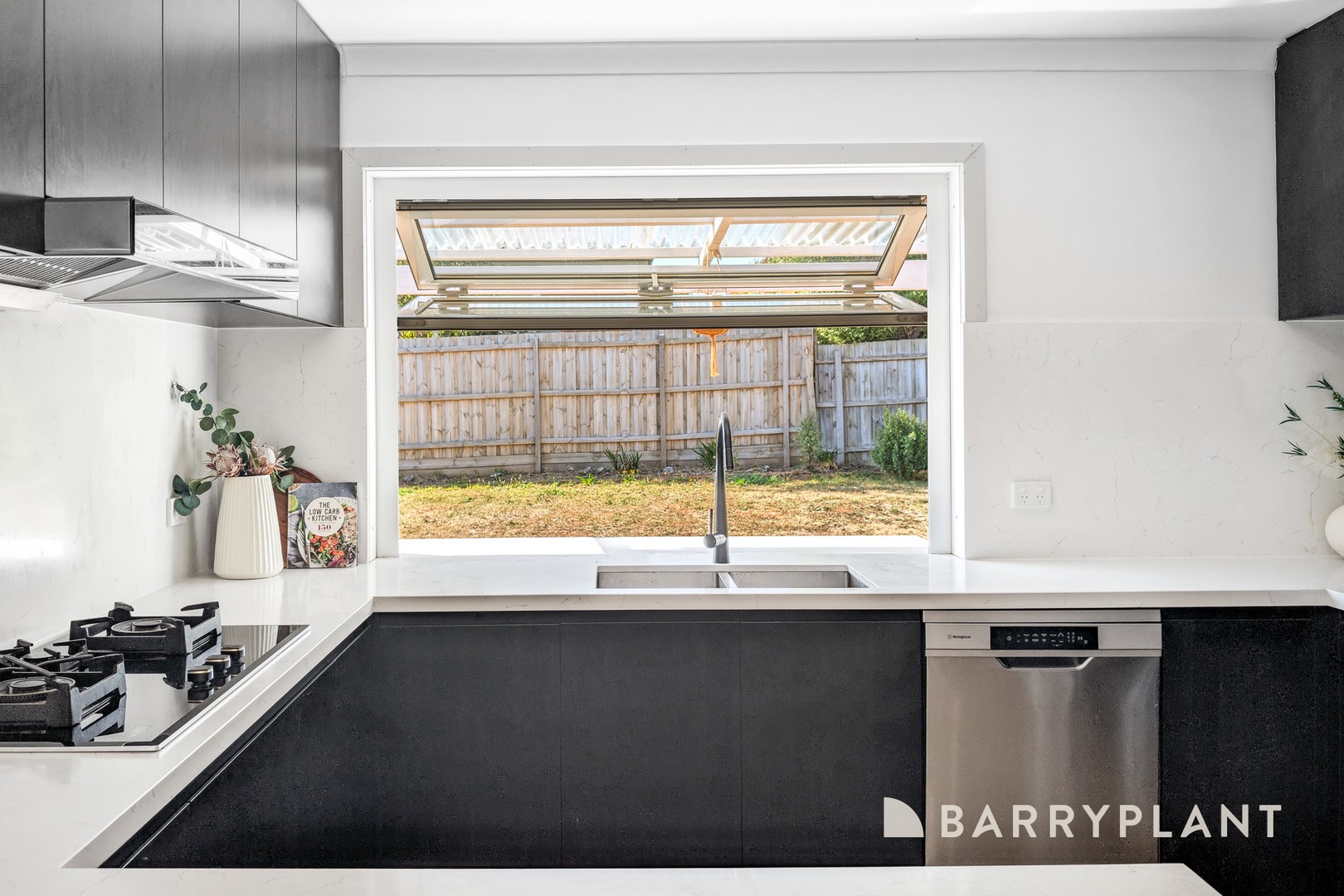 30 John Fisher Drive, Berwick, VIC 3806, Berwick - Thumbnail 7