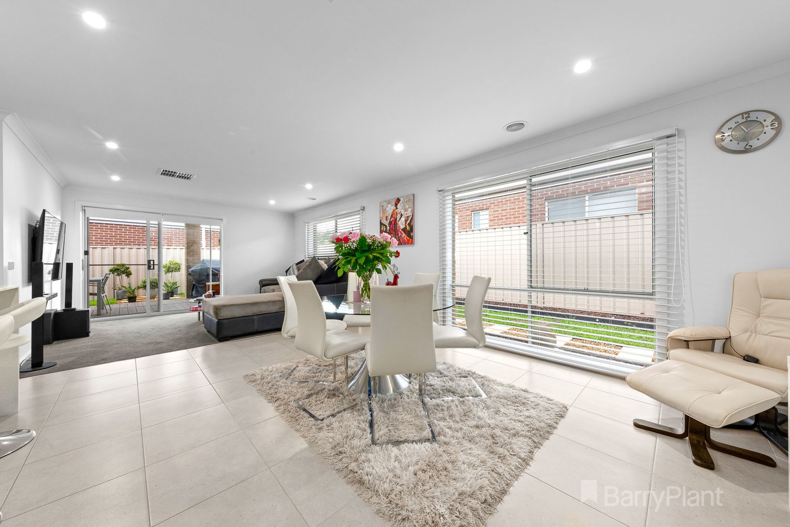 30 Kenneth Road, Pakenham, VIC 3810, Pakenham - Thumbnail 5