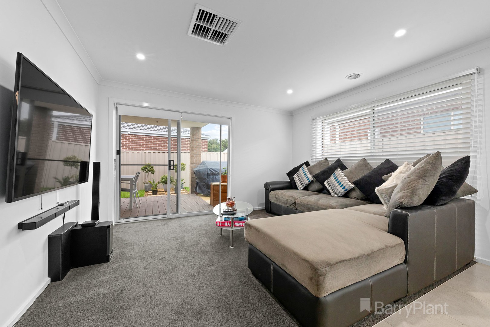 30 Kenneth Road, Pakenham, VIC 3810, Pakenham - Thumbnail 6
