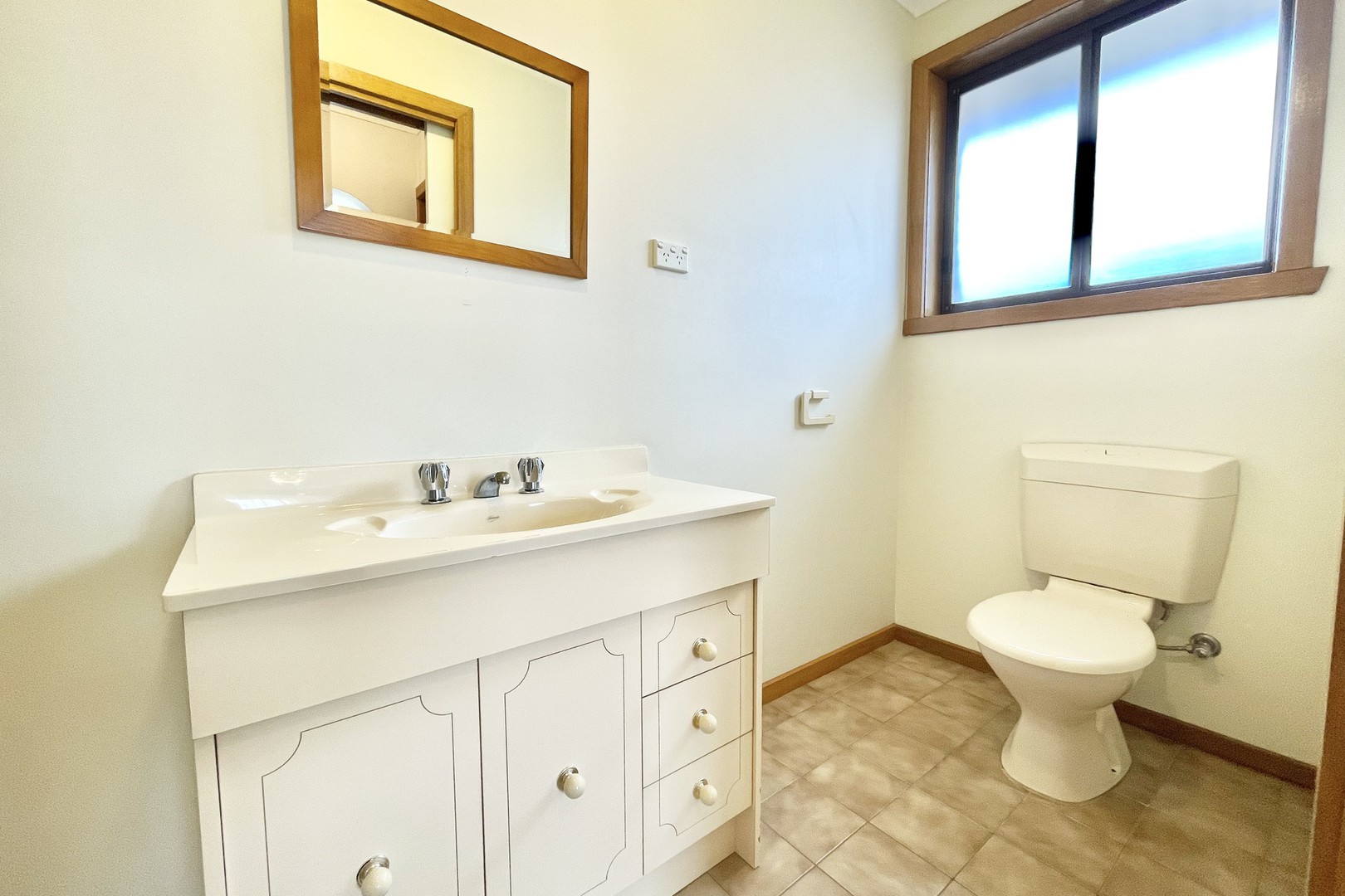 30 Lahy Street, St Albans, VIC 3021, St Albans - Thumbnail 8