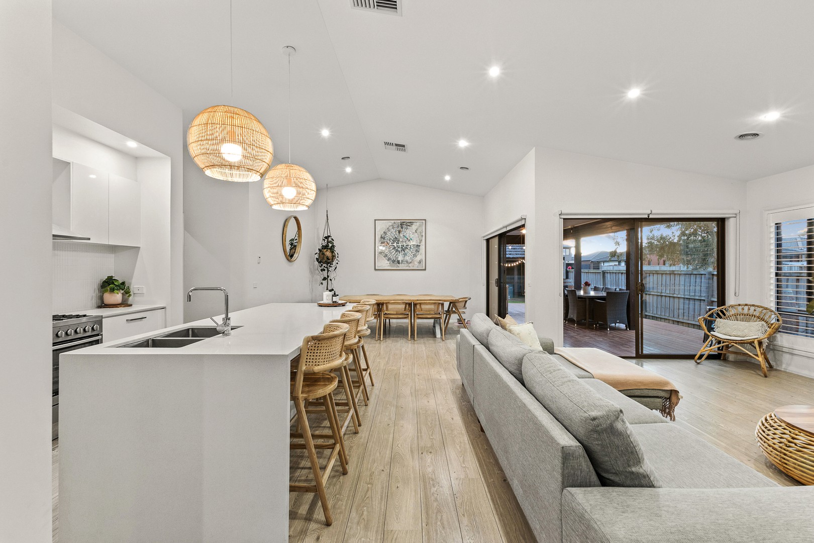 30 Lexington Crescent, Officer, VIC 3809 - Thumbnail 2 - 05/08/2025