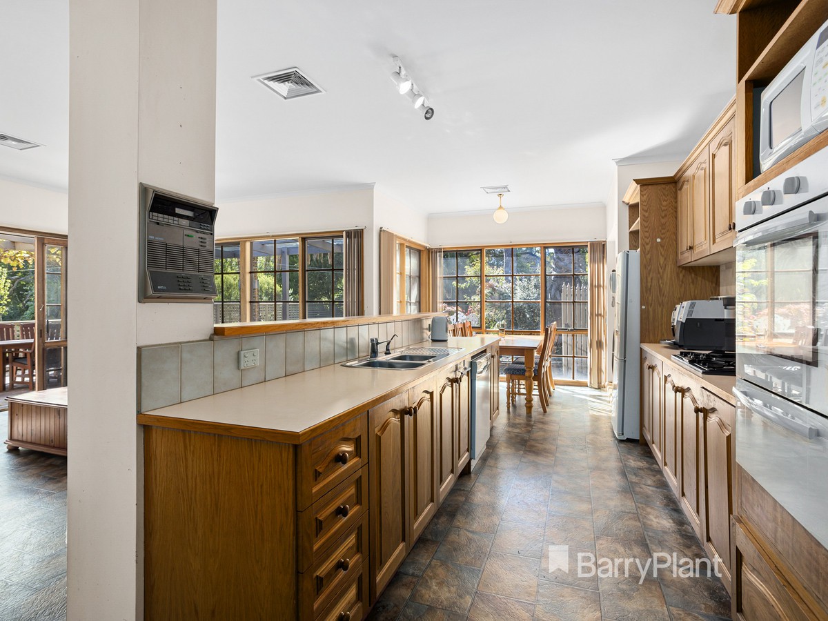 30 Lockhart Drive, Rosebud, VIC 3939, Rosebud - Thumbnail 3