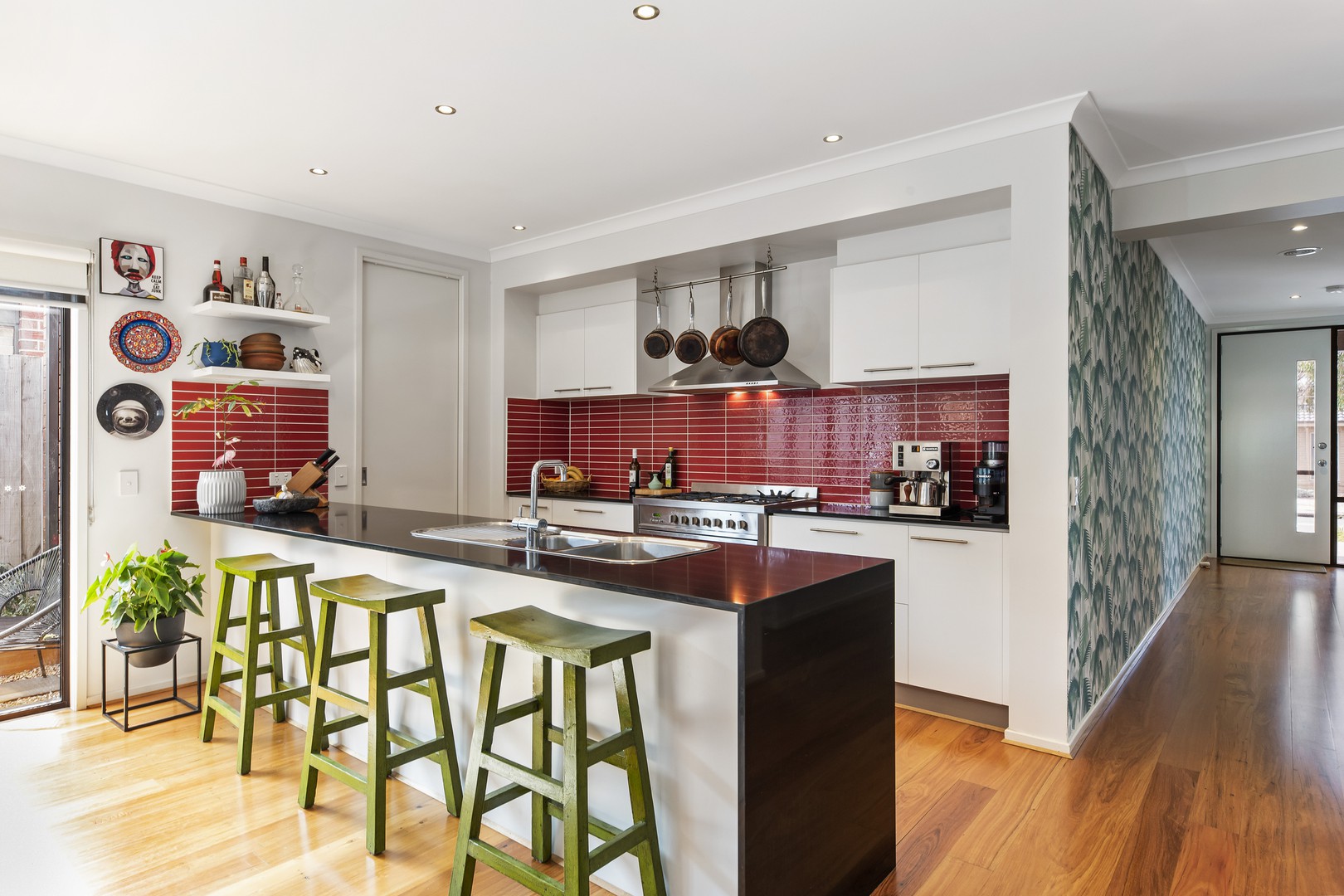 30 Macfarlane Street, Marshall, VIC 3216, Marshall - Thumbnail 2