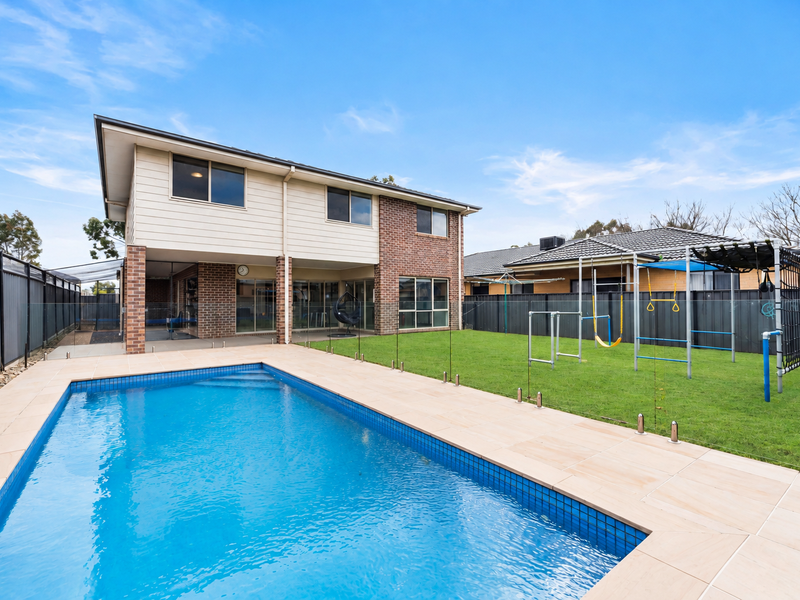 30 Mackillop Way, Clyde North, VIC 3978 - Image - 12/08/2026