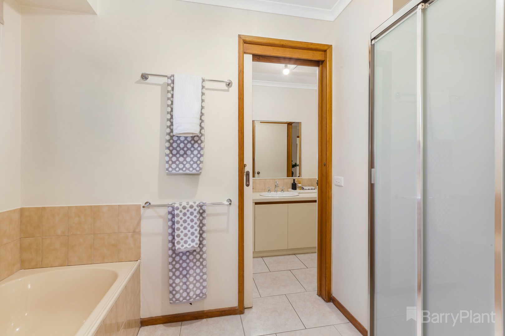 30 McCarthy Court, Wallan, VIC 3756, Wallan - Thumbnail 8