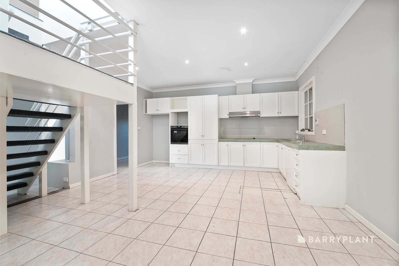 30 Melbourne Avenue, Glenroy, VIC 3046 - Thumbnail 2 - 26/03/2025