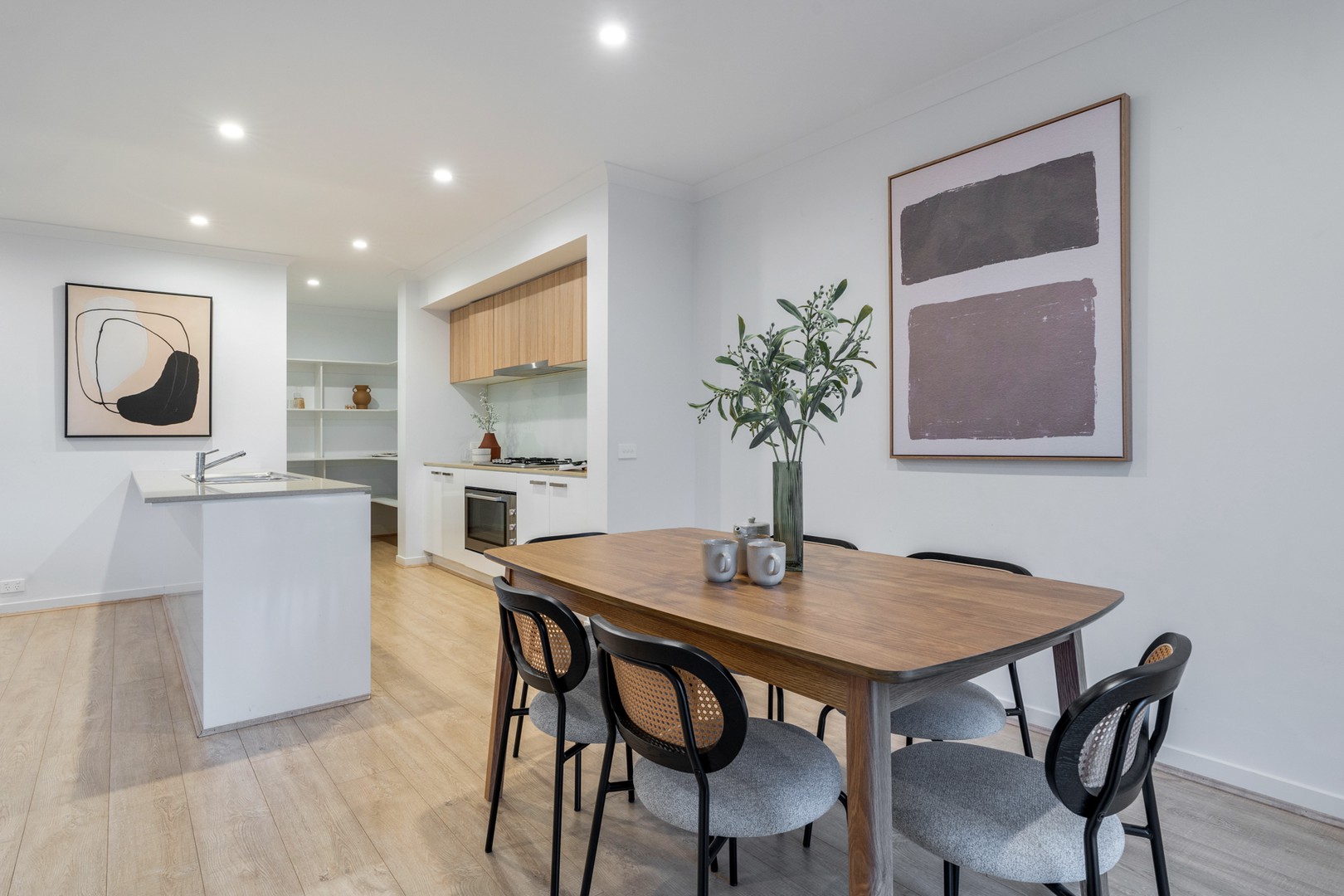30 Merlin Street, Craigieburn, VIC 3064, Craigieburn - Thumbnail 4
